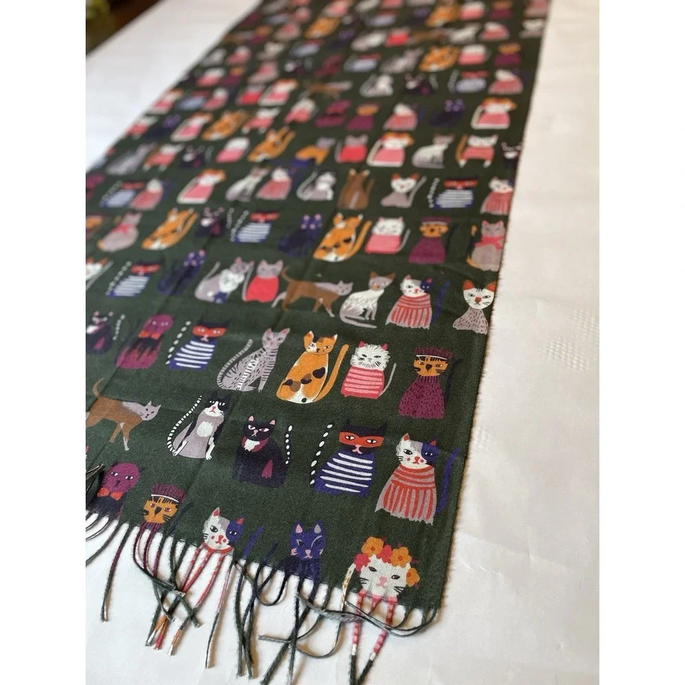 Women's Super Soft Cat Print 100% Viscose Scarf. 72" X 27.5" - Picture 4 of 10